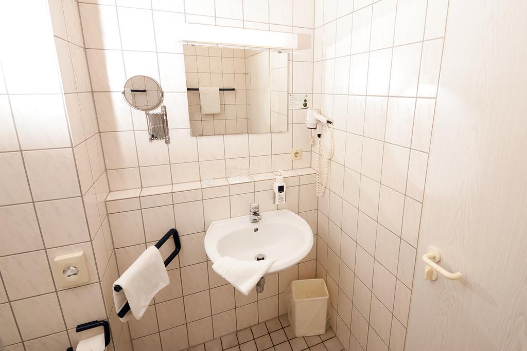 Wohlfuehlhotel Der Jaegerhof Willebadessen Dış mekan fotoğraf